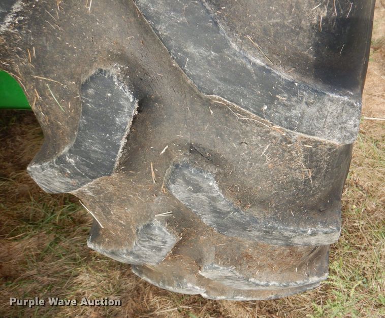 image for item KX9343 2013 John Deere R450  windrower