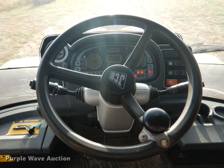 image for item KX9344 2003 JCB Fastrac 3220  4WD tractor