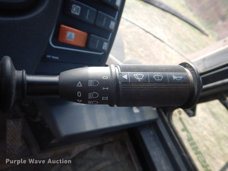 image for item KX9344 2003 JCB Fastrac 3220  4WD tractor