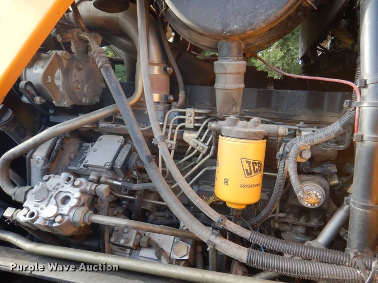 image for item KX9344 2003 JCB Fastrac 3220  4WD tractor