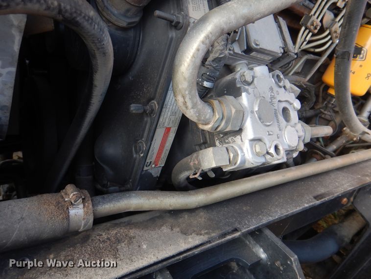 image for item KX9344 2003 JCB Fastrac 3220  4WD tractor