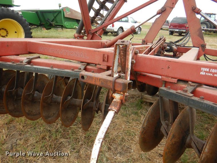 image for item KX9357 Case 490  tandem off-set disk