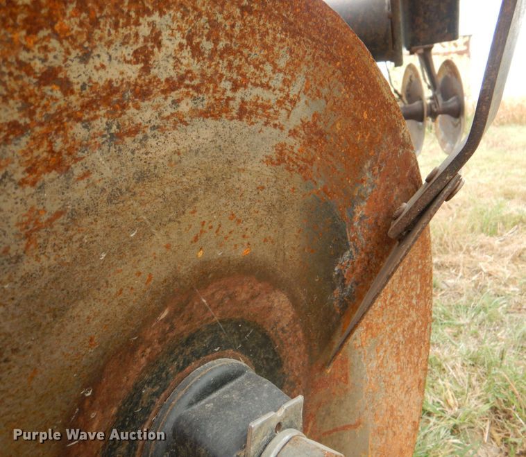 image for item KX9357 Case 490  tandem off-set disk