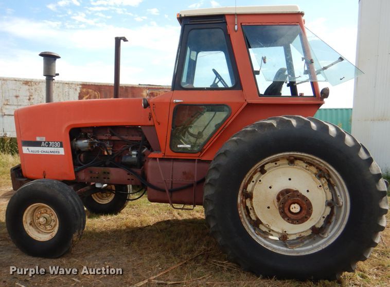 image for item KX9360 Allis Chalmers 7030  tractor