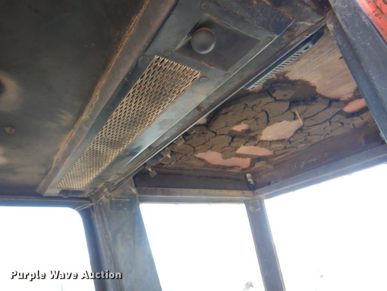 image for item KX9360 Allis Chalmers 7030  tractor