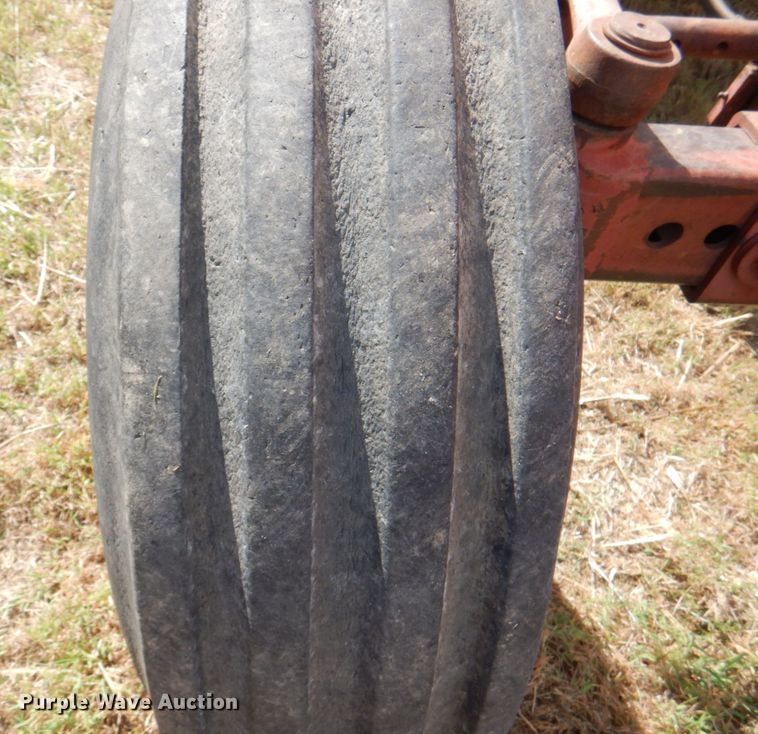 image for item KX9360 Allis Chalmers 7030  tractor