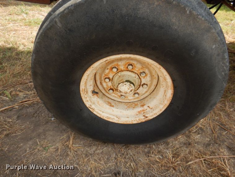 image for item KX9360 Allis Chalmers 7030  tractor