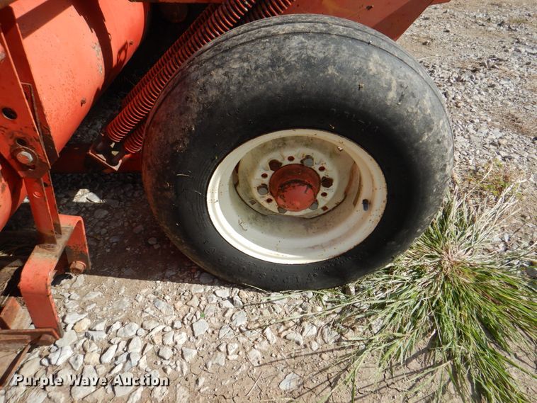 image for item KX9364 Hesston 1014  windrower