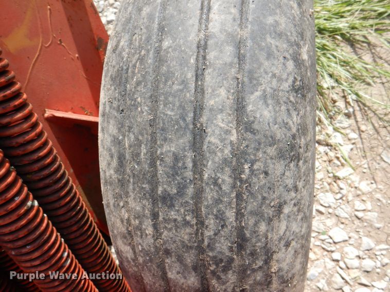 image for item KX9364 Hesston 1014  windrower