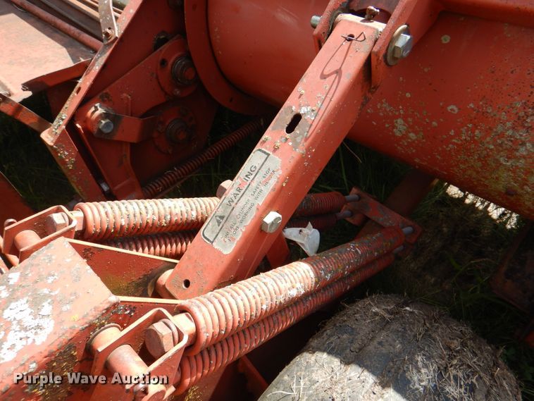 image for item KX9364 Hesston 1014  windrower