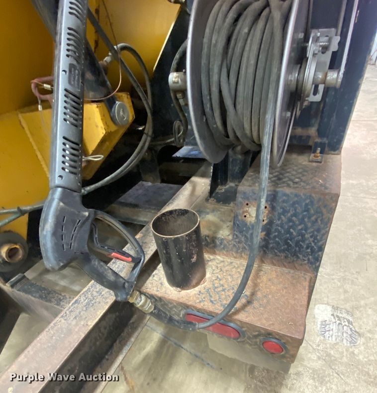 image for item IA9426 2014 Vermeer VX80-800  vacuum excavator