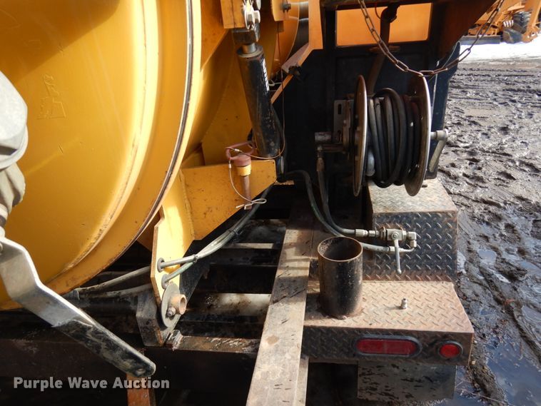 image for item IA9426 2014 Vermeer VX80-800  vacuum excavator