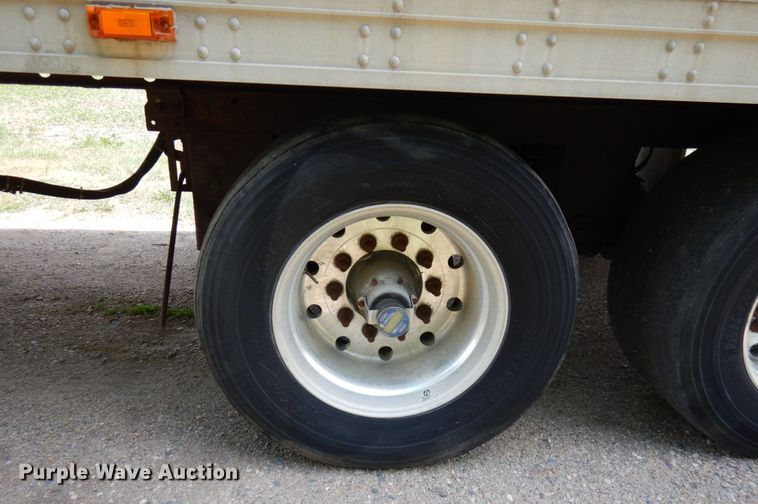 image for item IL9847 2000 Great Dane 8801TZ 1AP 50  refrigerated van trailer