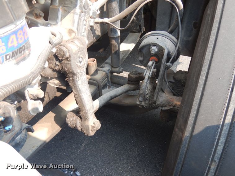 image for item IL9876 2015 Freightliner Cascadia 125  semi truck