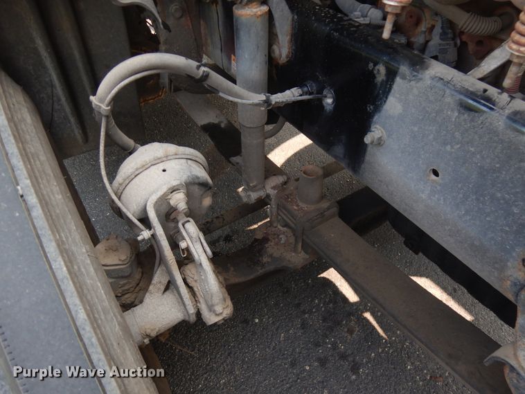 image for item IL9876 2015 Freightliner Cascadia 125  semi truck