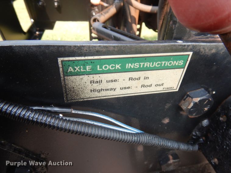 image for item IL9878 2004 Freightliner FL70  crane truck