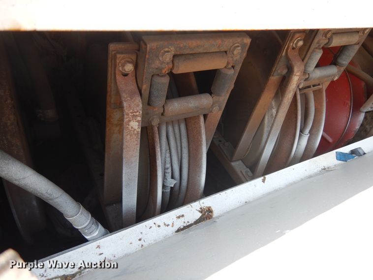 image for item IL9878 2004 Freightliner FL70  crane truck