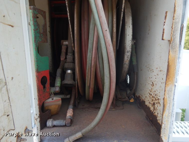 image for item IL9878 2004 Freightliner FL70  crane truck