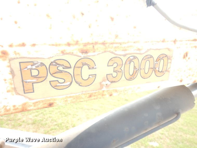 image for item IL9878 2004 Freightliner FL70  crane truck