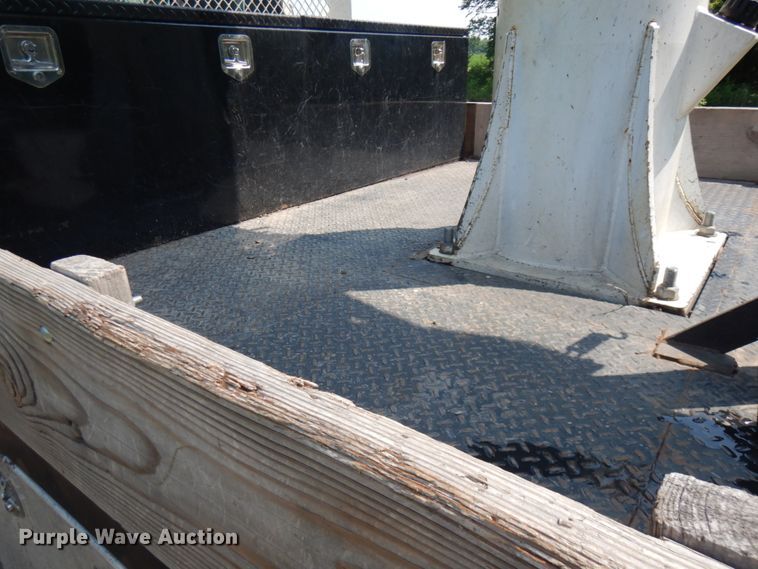 image for item IL9881 2011 Ford F750  bucket truck