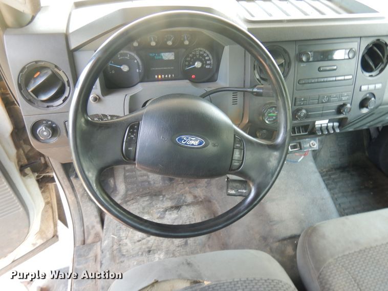 image for item IL9881 2011 Ford F750  bucket truck