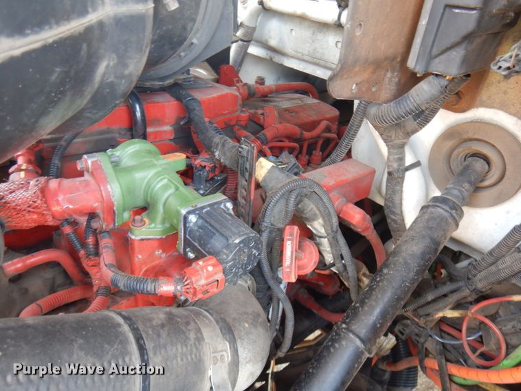 image for item IL9881 2011 Ford F750  bucket truck