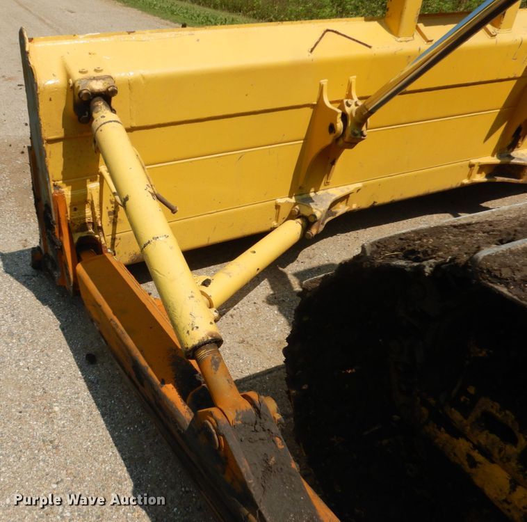 image for item IL9883 2012 Komatsu D65PX-17  dozer