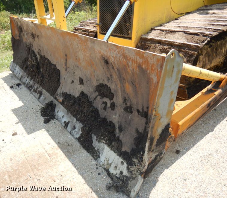 image for item IL9883 2012 Komatsu D65PX-17  dozer