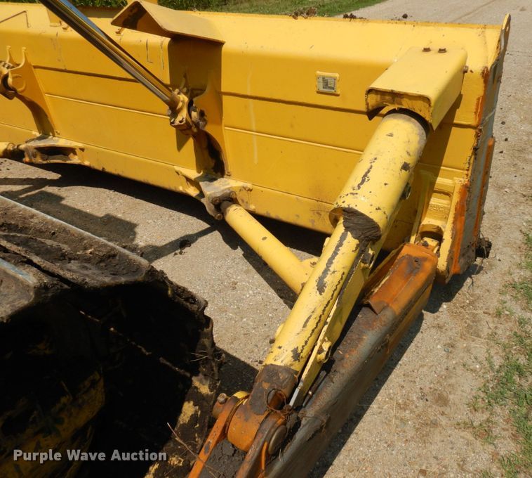 image for item IL9883 2012 Komatsu D65PX-17  dozer