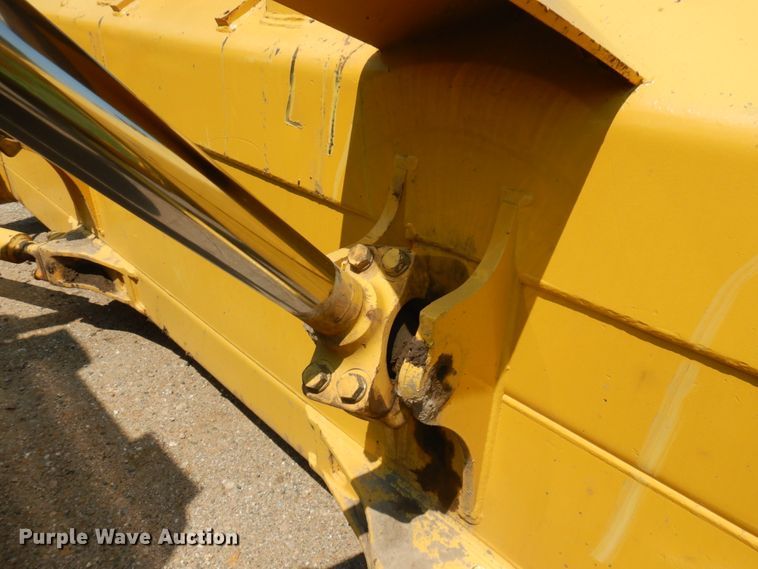 image for item IL9883 2012 Komatsu D65PX-17  dozer