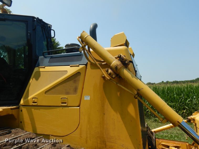 image for item IL9883 2012 Komatsu D65PX-17  dozer