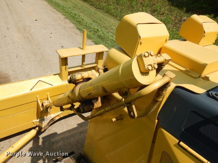 image for item IL9883 2012 Komatsu D65PX-17  dozer