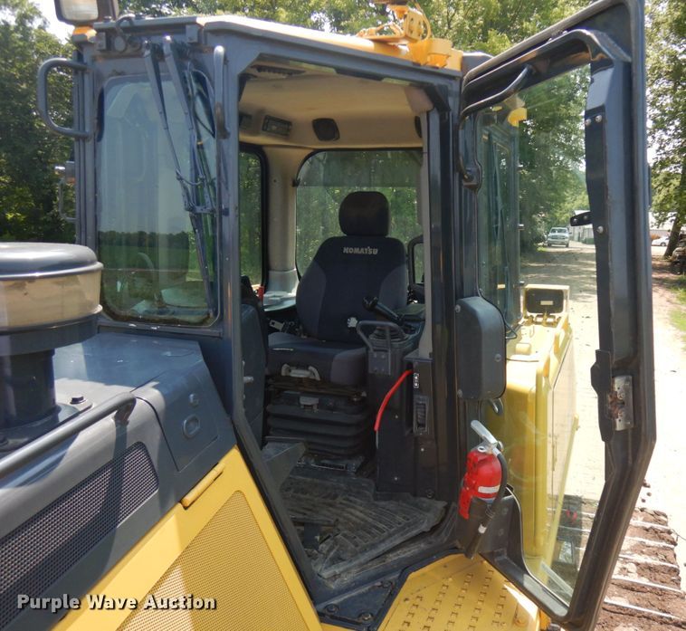 image for item IL9883 2012 Komatsu D65PX-17  dozer