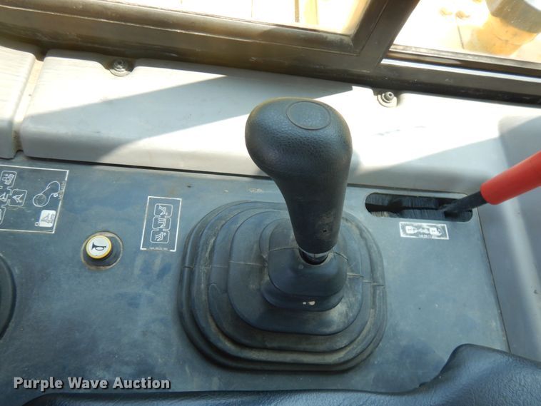 image for item IL9883 2012 Komatsu D65PX-17  dozer