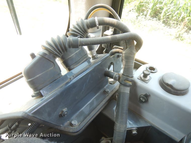 image for item IL9883 2012 Komatsu D65PX-17  dozer