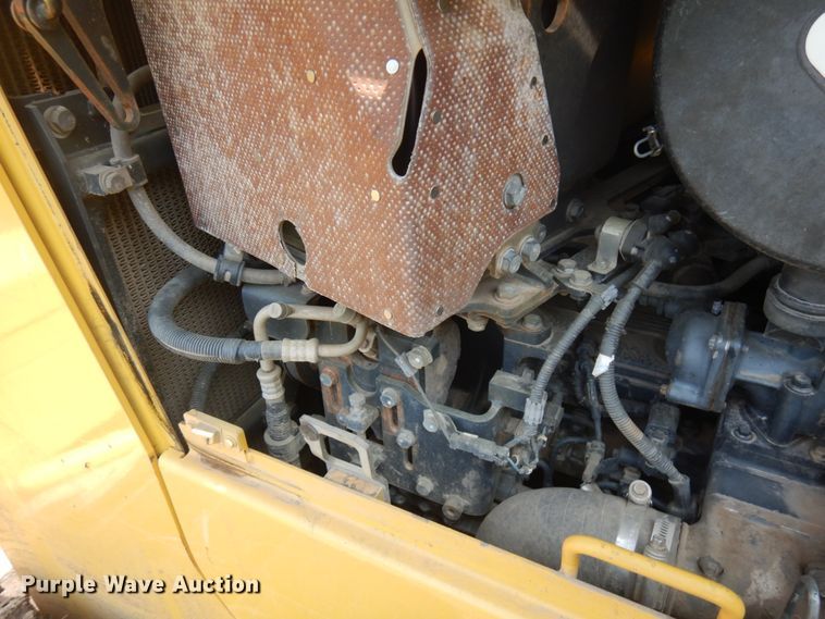 image for item IL9883 2012 Komatsu D65PX-17  dozer