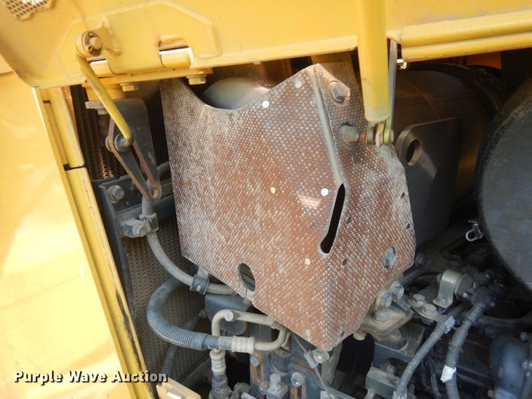 image for item IL9883 2012 Komatsu D65PX-17  dozer