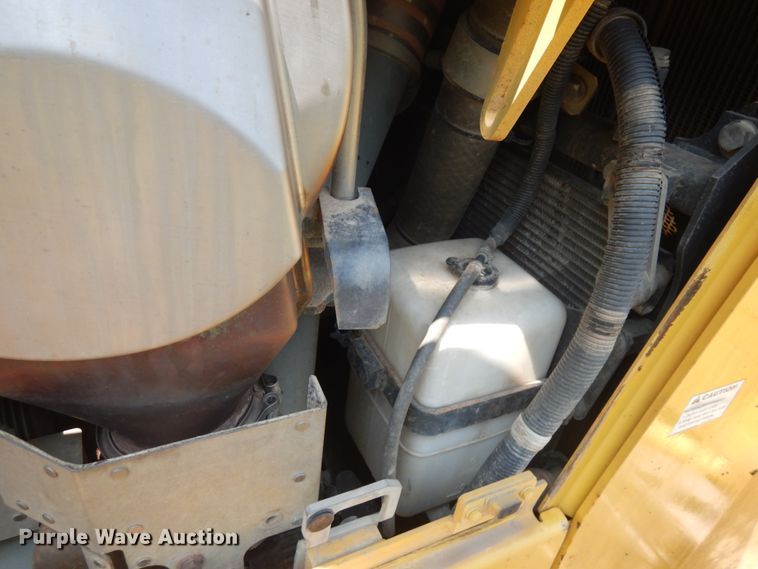 image for item IL9883 2012 Komatsu D65PX-17  dozer