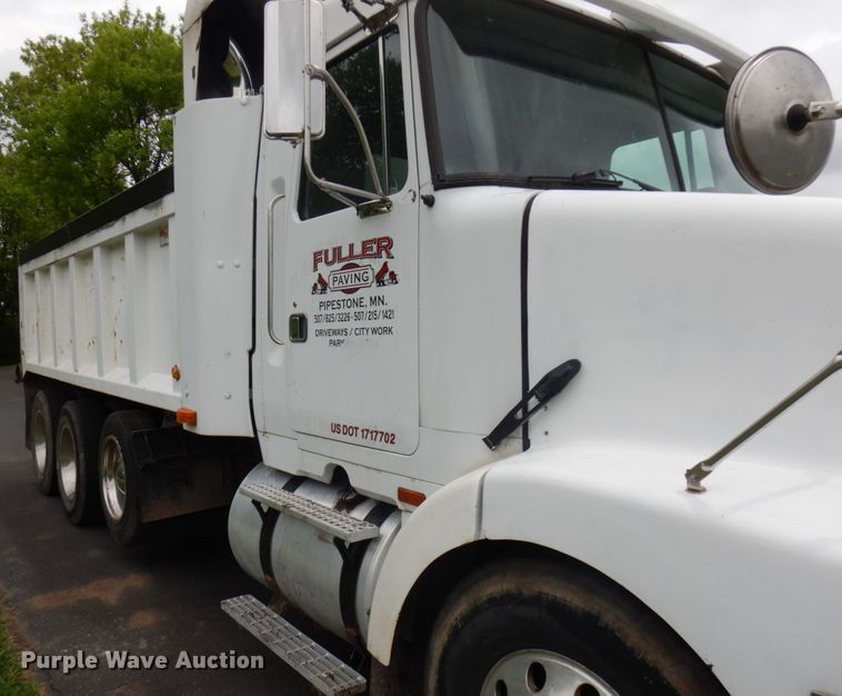 image for item IT9426 1994 White GMC WIA  dump truck