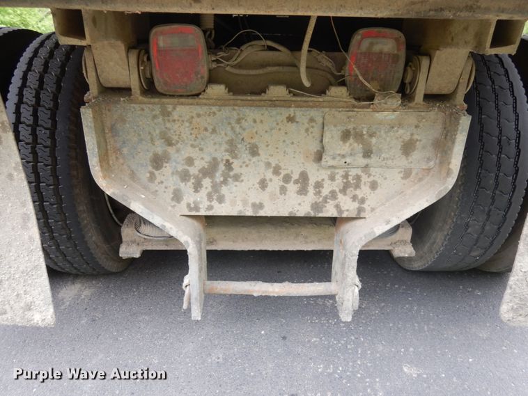 image for item IT9426 1994 White GMC WIA  dump truck