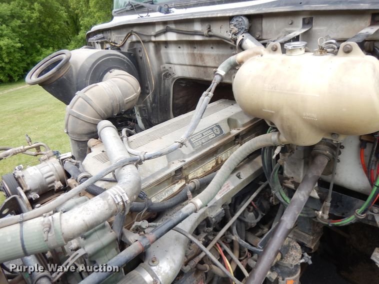 image for item IT9426 1994 White GMC WIA  dump truck