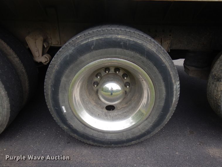 image for item IT9426 1994 White GMC WIA  dump truck