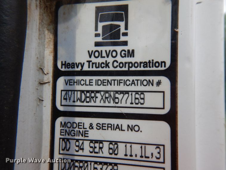 image for item IT9426 1994 White GMC WIA  dump truck