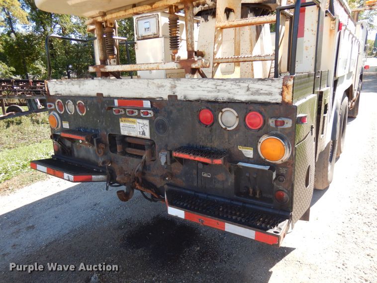 image for item JQ9248 1994 Simon-Duplex 98005-94  bucket truck