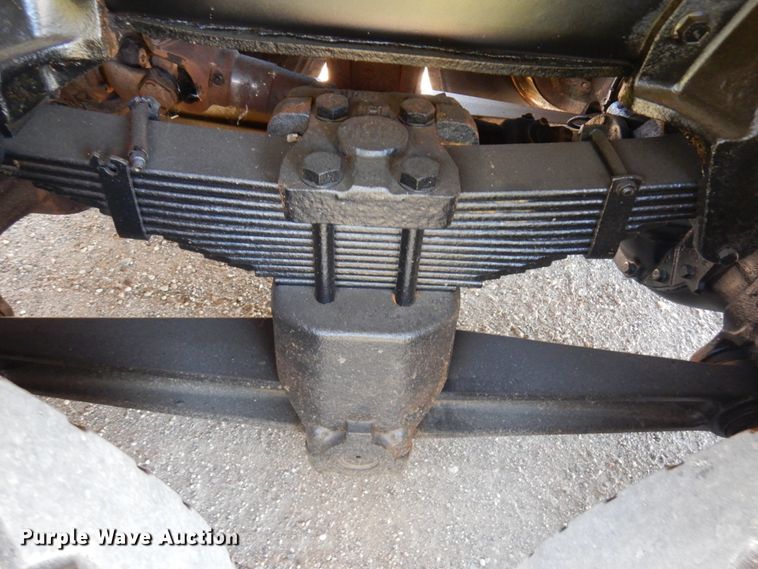 image for item JQ9248 1994 Simon-Duplex 98005-94  bucket truck