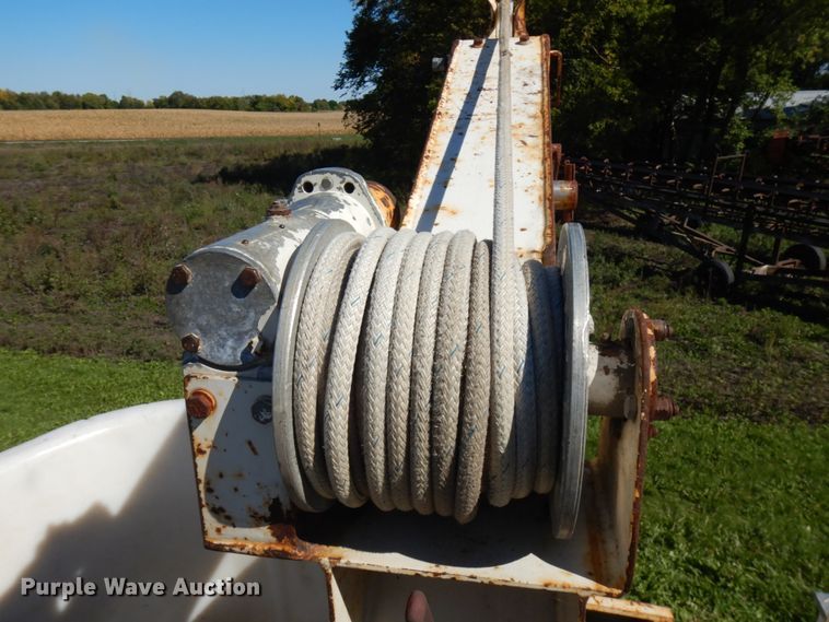 image for item JQ9248 1994 Simon-Duplex 98005-94  bucket truck