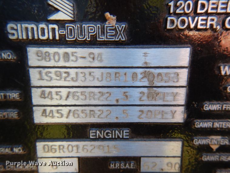 image for item JQ9248 1994 Simon-Duplex 98005-94  bucket truck