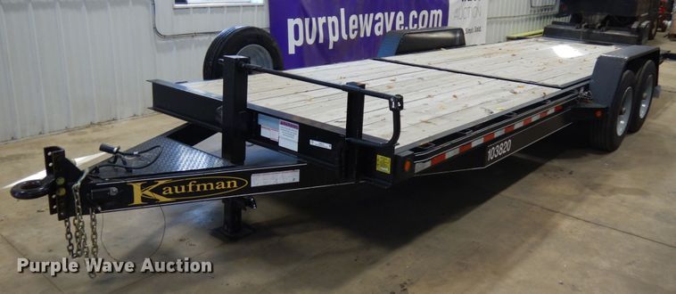 image for item JQ9252 2015 Kaufman  tilt deck equipment trailer