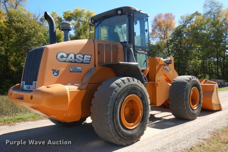 image for item JQ9256 2013 Case 821F  wheel loader