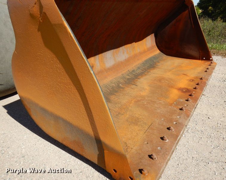 image for item JQ9256 2013 Case 821F  wheel loader